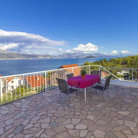 Slatine 5 * Trogir